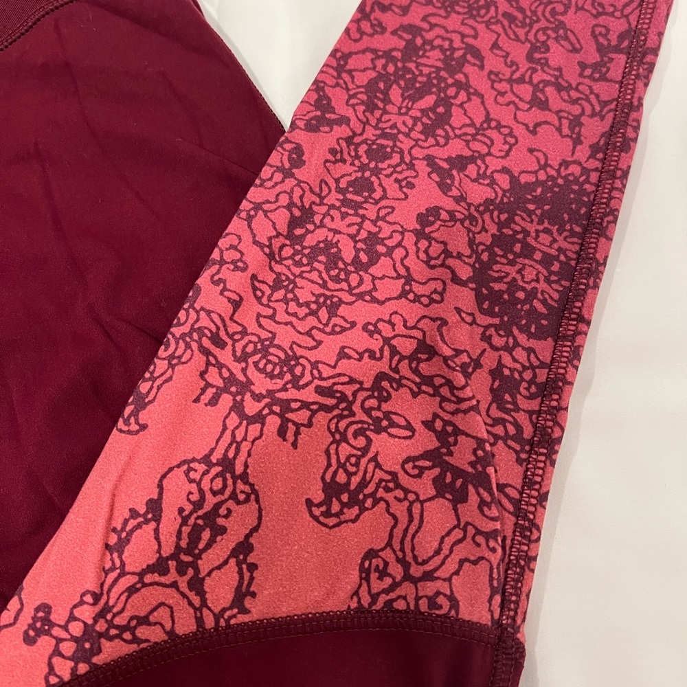 CALIA by Carrie Underwood Energize 7/8 Leggings in Crimson Trek/Ombré Scroll - Picture 11 of 14
